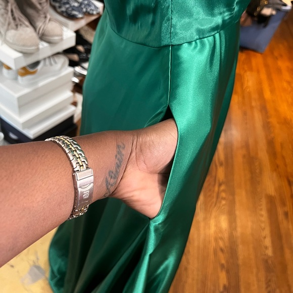 Aqua Gown NWOT. - Picture 6 of 9